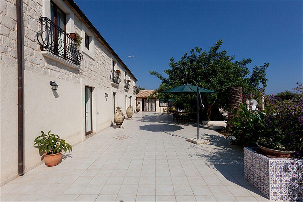 Villa U Marchisi B&B Scicli Exterior photo